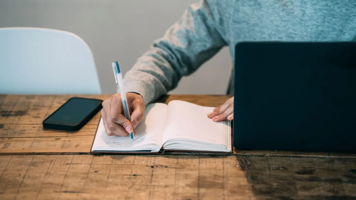 Generación de contenido con IA para SEO: guía completa